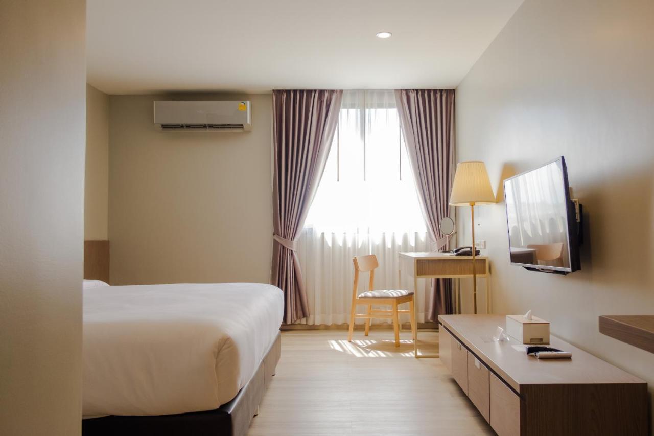 The Rise Suites Hotel, Chiang Mai - Sha Extra Plus Exterior foto